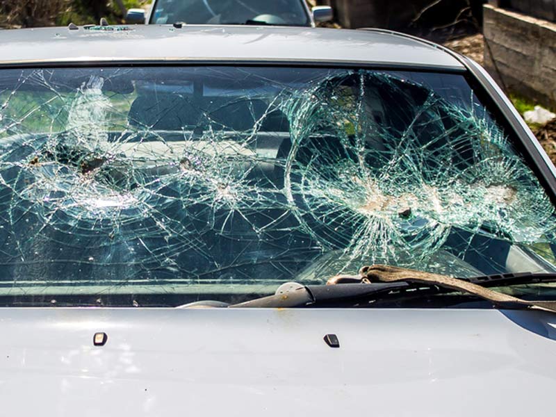 Heavy crack on windshield in Las Vegas, NV