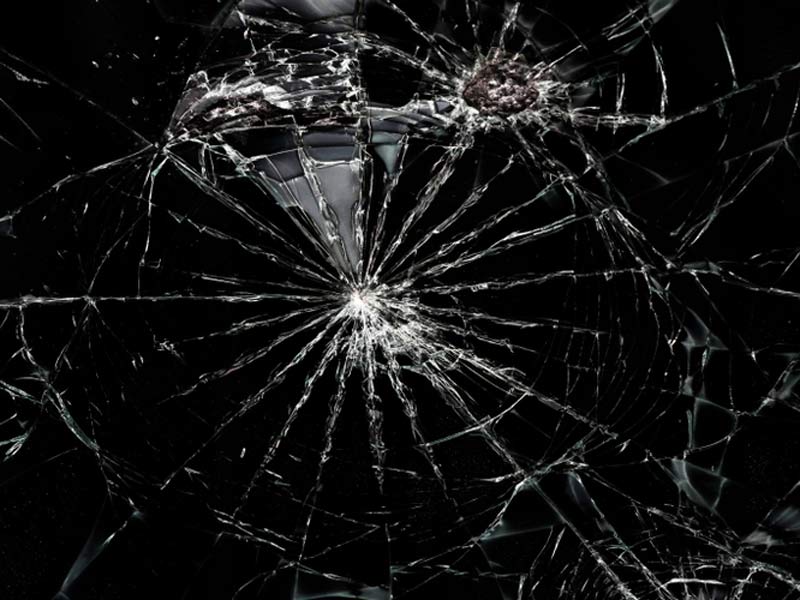 The most causes of broken windshields