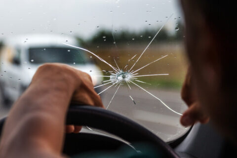 cracked windsheild